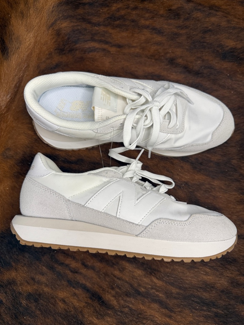 New Balance 237 Sneakers